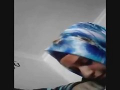 Due membri dei fori su uno progettato bocca
