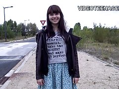 Eccitato da studentesse